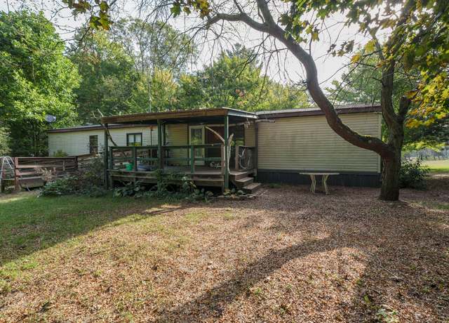 Property at 3180 51 1/2 St, Grand Junction, MI 49056, 3 beds, 2 baths