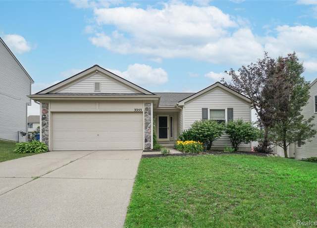Property at 3353 Herrington Dr, Holly, MI 48442, 3 beds, 2.5 baths