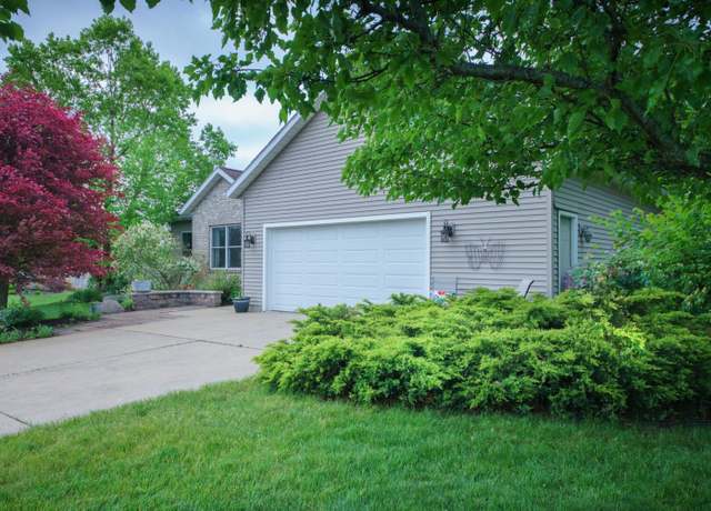 Property at 4763 Pleasant Meadow Cir, St Joseph, MI 49085, 4 beds, 3 baths