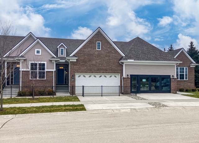 Property at 2209 Chase Dr, Howell, MI 48855, 2 beds, 2 baths
