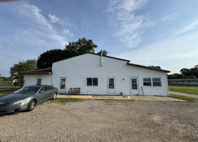 Property at 820 W Chicgao Rd, White Pigeon, MI 49099, 7 beds, 6 baths