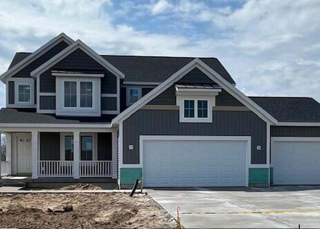 Property at 561 Waterford Village Dr, Walker, MI 49534, 4 beds, 2.5 baths