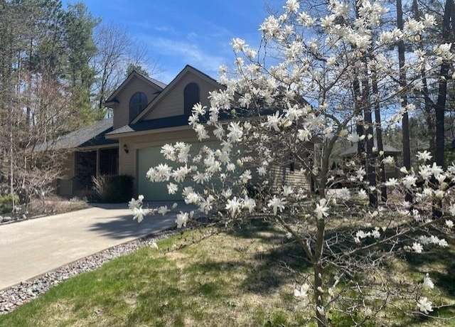 Property at 2910 Cedarwood Ln, Traverse City, MI 49686, 4 beds, 3.5 baths