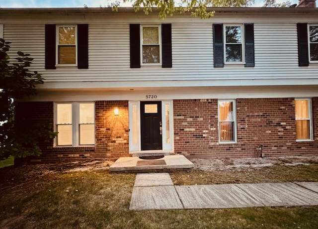 Property at 5720 Beauchamp, West Bloomfield Charter Township, MI 48322, 4 beds, 2.5 baths