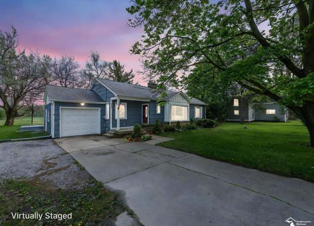 Property at 8420 Memorial Hwy, Ottawa Lake, MI 49267, 3 beds, 1 bath