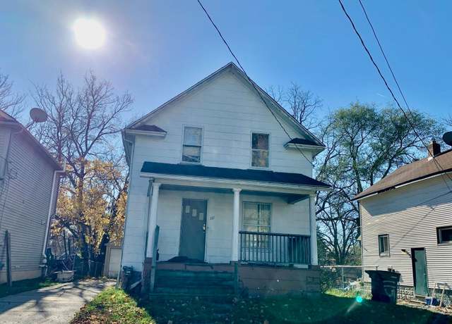 Property at 111 Hamilton St, Pontiac, MI 48342, 3 beds, 1.5 baths