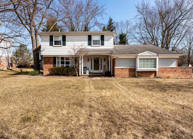 Property at 29184 Hemlock Ct, Farmington Hills, MI 48336, 3 beds, 2.5 baths