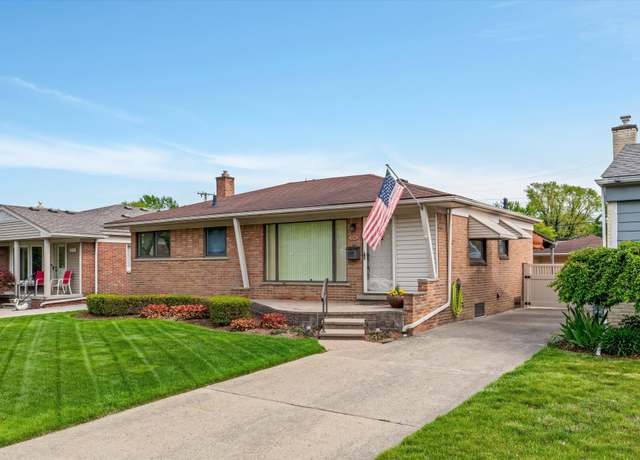 Property at 32961 Sheridan St, Garden City, MI 48135, 3 beds, 2 baths