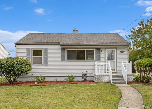Property at 29031 Rosslyn Ave, Garden City, MI 48135, 3 beds, 2 baths