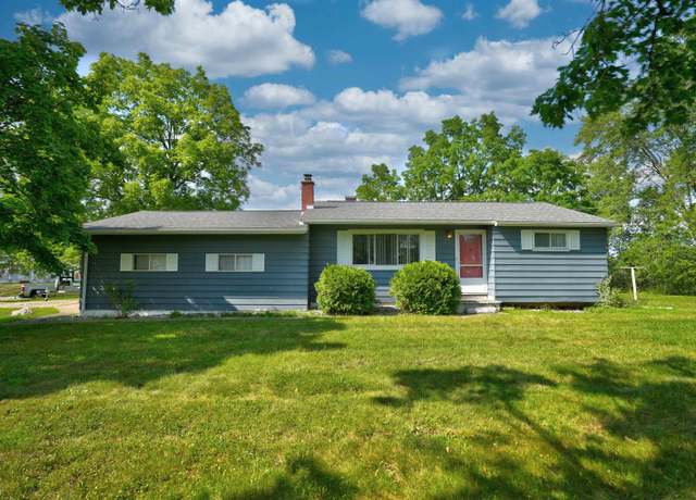 Property at 7091 Kalkaska Dr, Davison, MI 48423, 3 beds, 1.5 baths