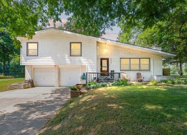 Property at 5070 Lake Dr, Owosso, MI 48867, 3 beds, 2 baths