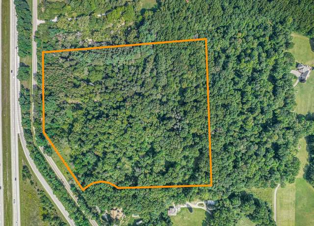 Property at 9082 Runyan Lake Rd, Fenton, MI 48430, 1 bath