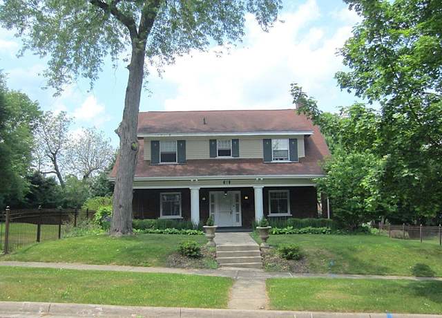 Property at 117 E Iroquois Rd, Pontiac, MI 48341, 3 beds, 2.5 baths