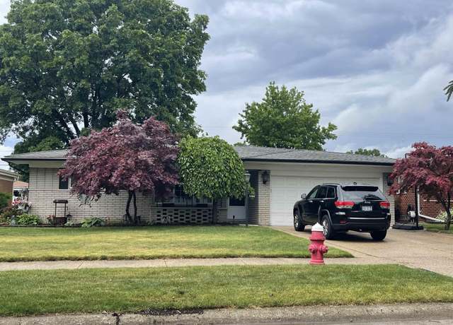 Property at 11485 Racine St, Warren, MI 48093, 3 beds, 2.5 baths