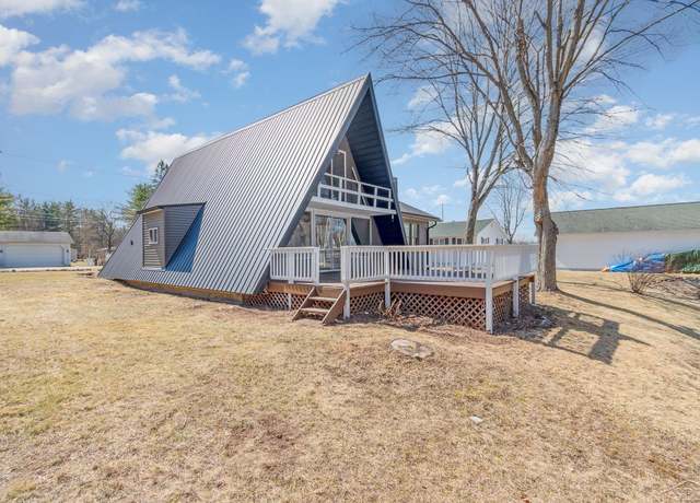 Property at 1219 Janice Ln, Beaverton, MI 48612, 3 beds, 1.5 baths