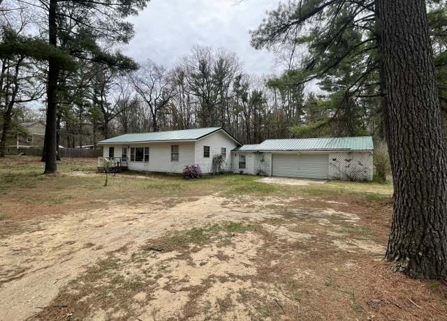 Property at 2509 Skeels Rd, Holton, MI 49425, 3 beds, 1 bath