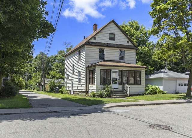 Property at 1512 Race St, Kalamazoo, MI 49001, 5 beds, 1 bath