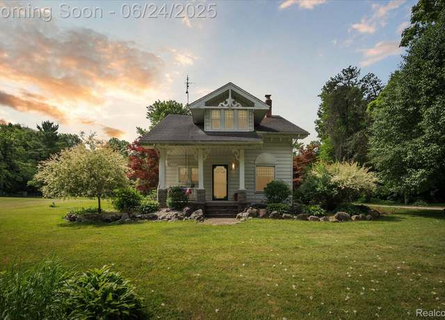 Property at 8450 Rosbolt Rd, Willis, MI 48191, 3 beds, 2.5 baths