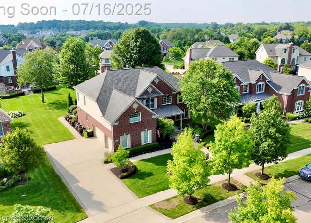 Property at 24817 Mallard Trail Ln, Novi, MI 48374, 4 beds, 3.5 baths