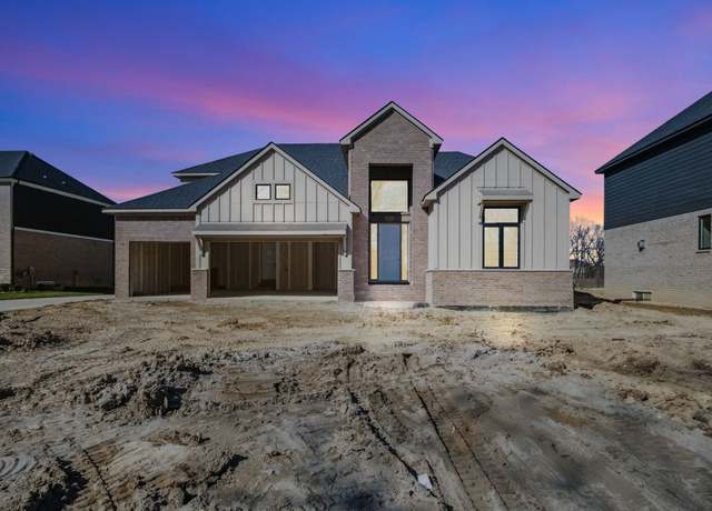 Property at 45070 Twin River Dr, Macomb, MI 48044, 4 beds, 3.5 baths