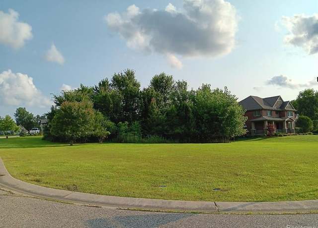 Property at unit 21 Burlwood Cir, Grand Blanc, MI 48439