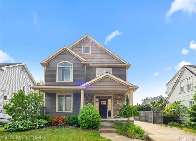 Property at 2848 Kipling Ave, Berkley, MI 48072, 3 beds, 2.5 baths