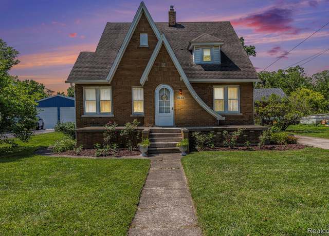 Property at 8238 Clinton River Rd, Sterling Heights, MI 48314, 4 beds, 2 baths