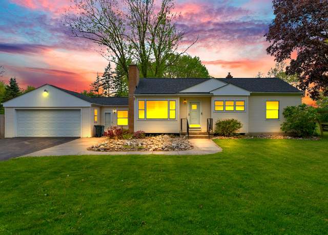 Property at 1319 Westwood Ct, Flint, MI 48532, 3 beds, 2 baths