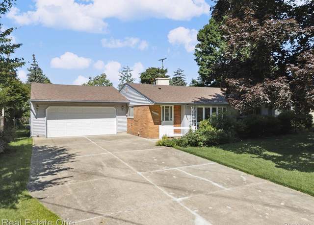 Property at 23925 W Le Bost Dr, Novi, MI 48375, 3 beds, 1.5 baths