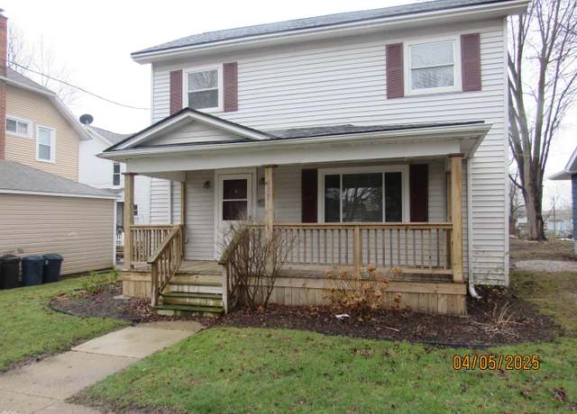 Property at 505 Washington St, Marine City, MI 48039, 3 beds, 1 bath