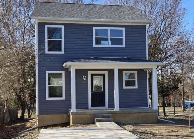 Property at 606 Clinton St, Marshall, MI 49068, 3 beds, 1.5 baths