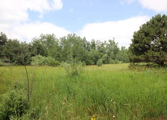 Property at 2624 Hartman Rd, Garfield Charter Township, MI 49685, 2 beds, 1 bath