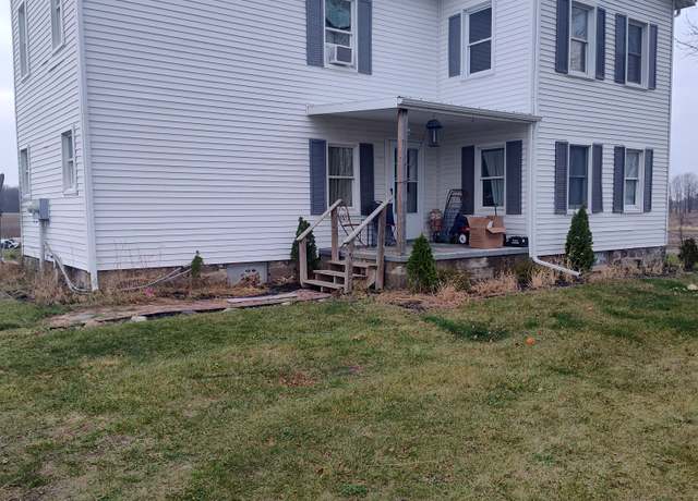 Property at 8789 Fowlerville Rd, Fowlerville, MI 48836, 3 beds, 2 baths