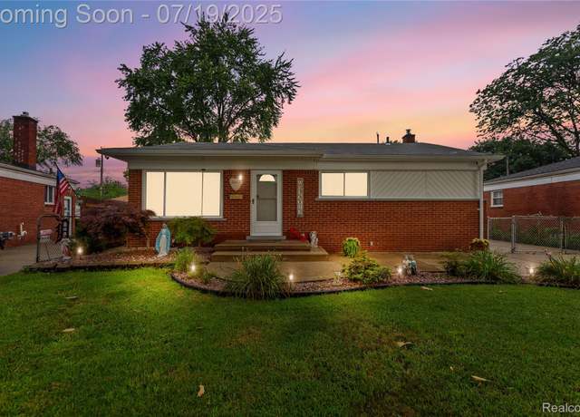 Property at 28671 Denise St, Madison Heights, MI 48071, 3 beds, 2 baths