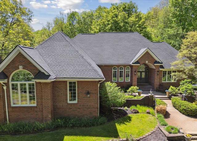 Property at 3283 Foxfire Dr, Milford, MI 48380, 5 beds, 4 baths