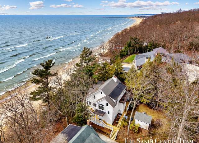 Property at 18215 Spindle Dr, Grand Haven, MI 49417, 4 beds, 3.5 baths