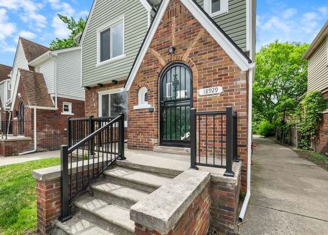 Property at 18929 Santa Rosa Dr, Detroit, MI 48221, 4 beds, 1.5 baths