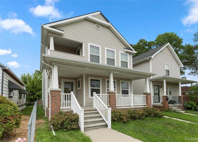 Property at 5181 Yemans St, Hamtramck, MI 48212, 3 beds, 2.5 baths