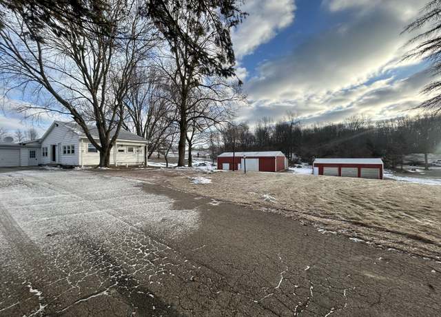 Property at 3350 Fighter Rd, Hastings, MI 49058, 3 beds, 1.5 baths