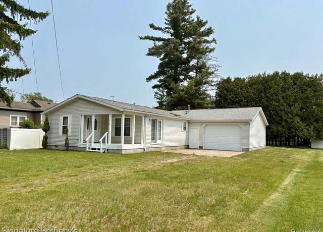 Property at 514 Tawas St, Tawas, MI 48730, 3 beds, 2 baths