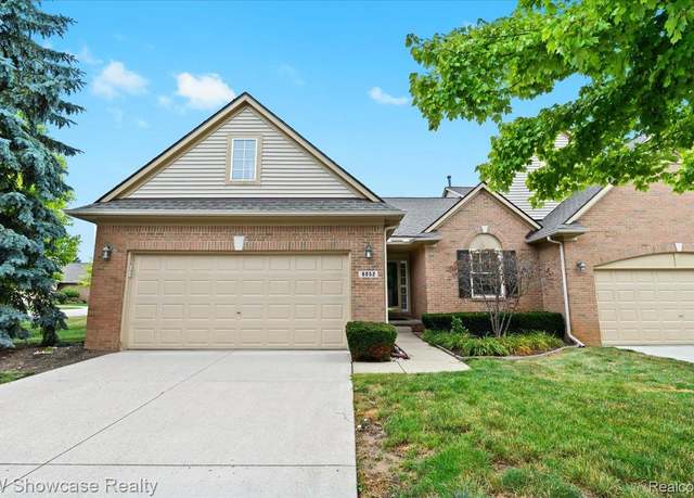 Property at 8052 Springdale Dr, White Lake, MI 48386, 2 beds, 3 baths