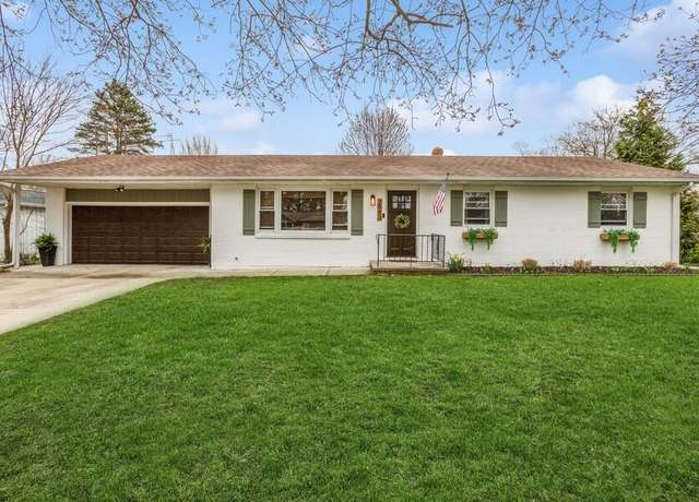 Property at 2983 Windsor Dr, St Joseph, MI 49085, 3 beds, 1.5 baths