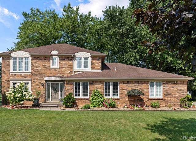Property at 46959 Spruce Dr, Shelby Charter Township, MI 48315, 3 beds, 2.5 baths