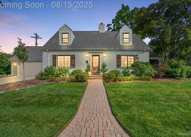 Property at 1132 Northlawn Blvd, Birmingham, MI 48009, 3 beds, 1.5 baths