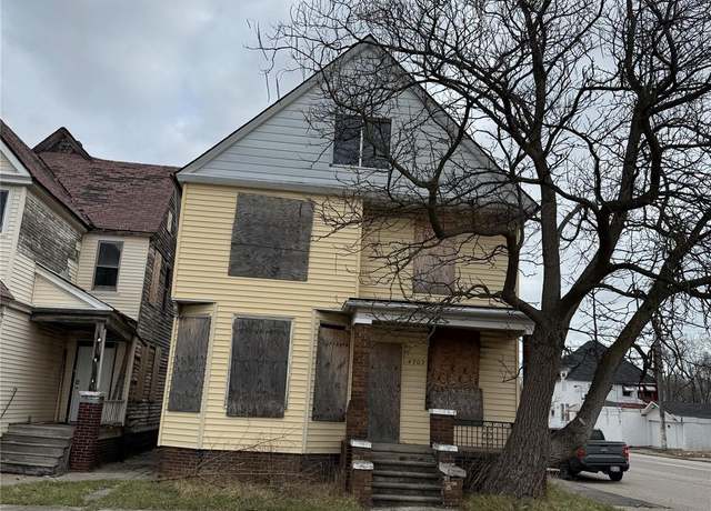 Property at 4702 Mitchell St, Detroit, MI 48207, 4 beds, 1.5 baths