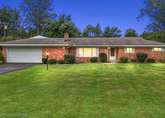 Property at 24467 Westmoreland Dr, Farmington, MI 48336, 3 beds, 1.5 baths