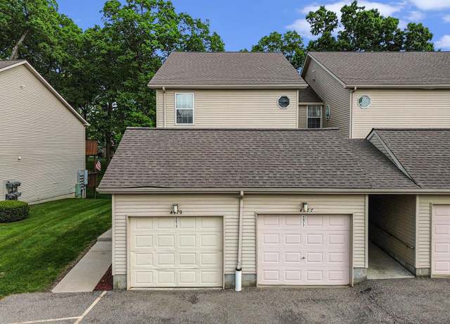 Property at 4977 Oak Hill Dr, Waterford, MI 48329, 2 beds, 2 baths