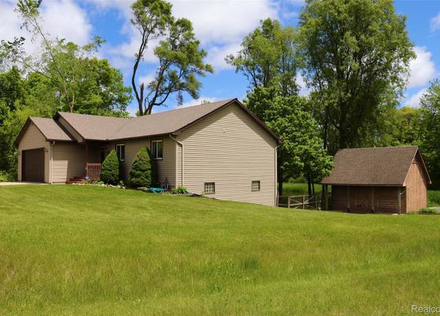 Property at 9568 Bloomhill Dr. Dr, Holly, MI 48442, 3 beds, 2 baths