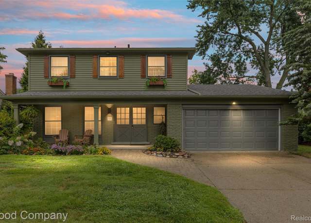 Property at 4124 Highfield Rd, Royal Oak, MI 48073, 4 beds, 2.5 baths