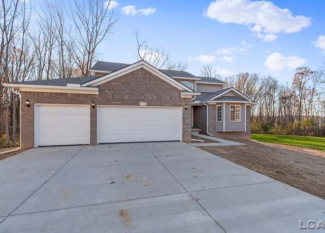 Property at 798 War Bonnet Dr, Tecumseh, MI 49286, 4 beds, 3.5 baths